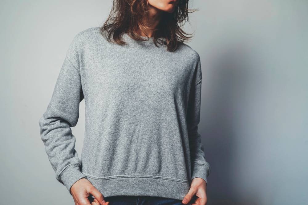 Sweatshirt Ideas For Women: 5 Chic Ways To Style Your Favorite Look