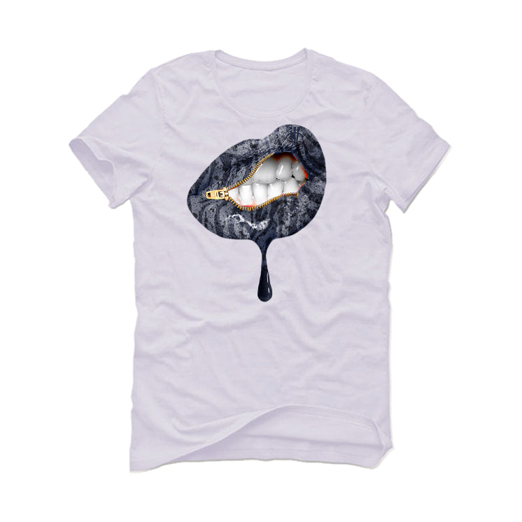 Air Jordan 11 WMNS “Midnight Navy” White T-Shirt (LIPS UNSEALED)